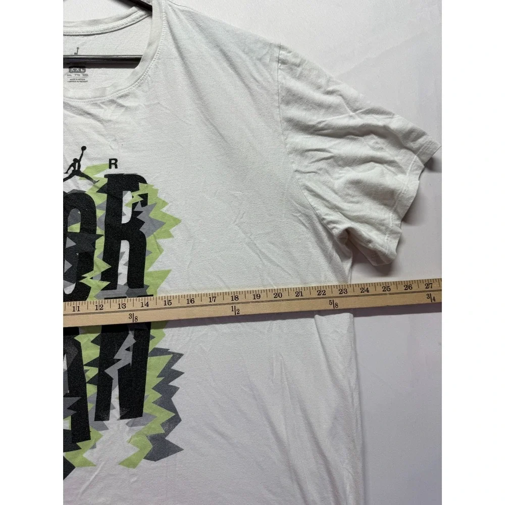 Air Jordan T Shirt Mens 2XL‎ White Graphic Print Jumpman Zig Zag Lightning Logo